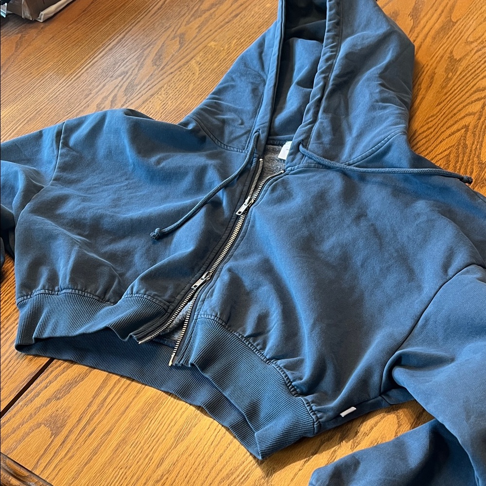 Urban Outfitters Out From Under Selene Cropped Hoodie - Picture 2 of 6